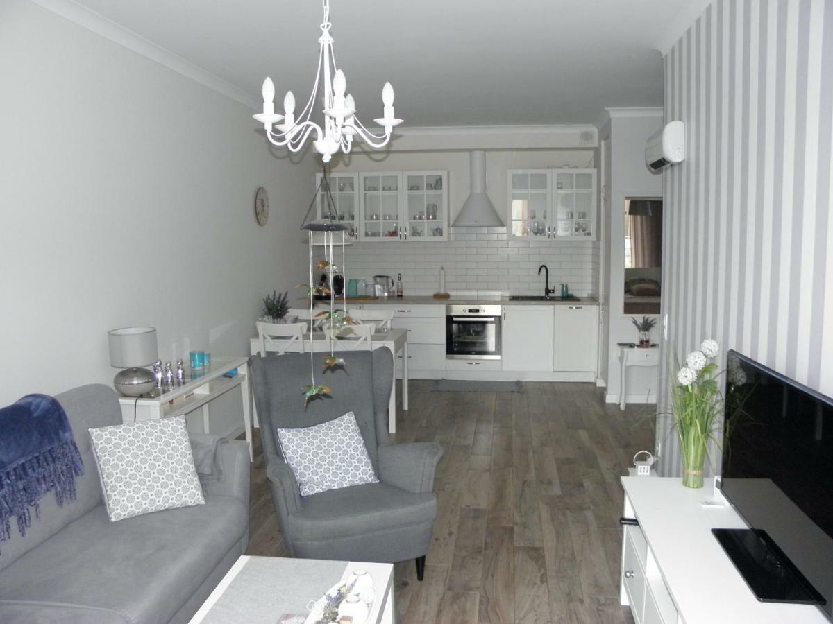 Apartament Z Ogrodkiem Pobierowo Ngoại thất bức ảnh