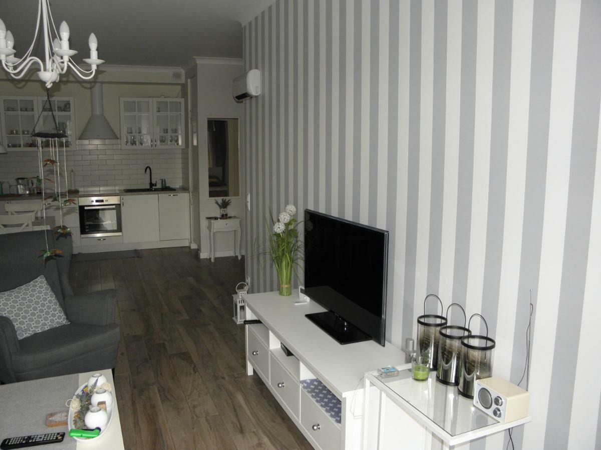 Apartament Z Ogrodkiem Pobierowo Ngoại thất bức ảnh